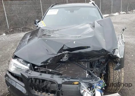 2014 BMW X3 xDrive28I z USA, uszkodzony, nr VIN 5UXWX9C59E0D27698